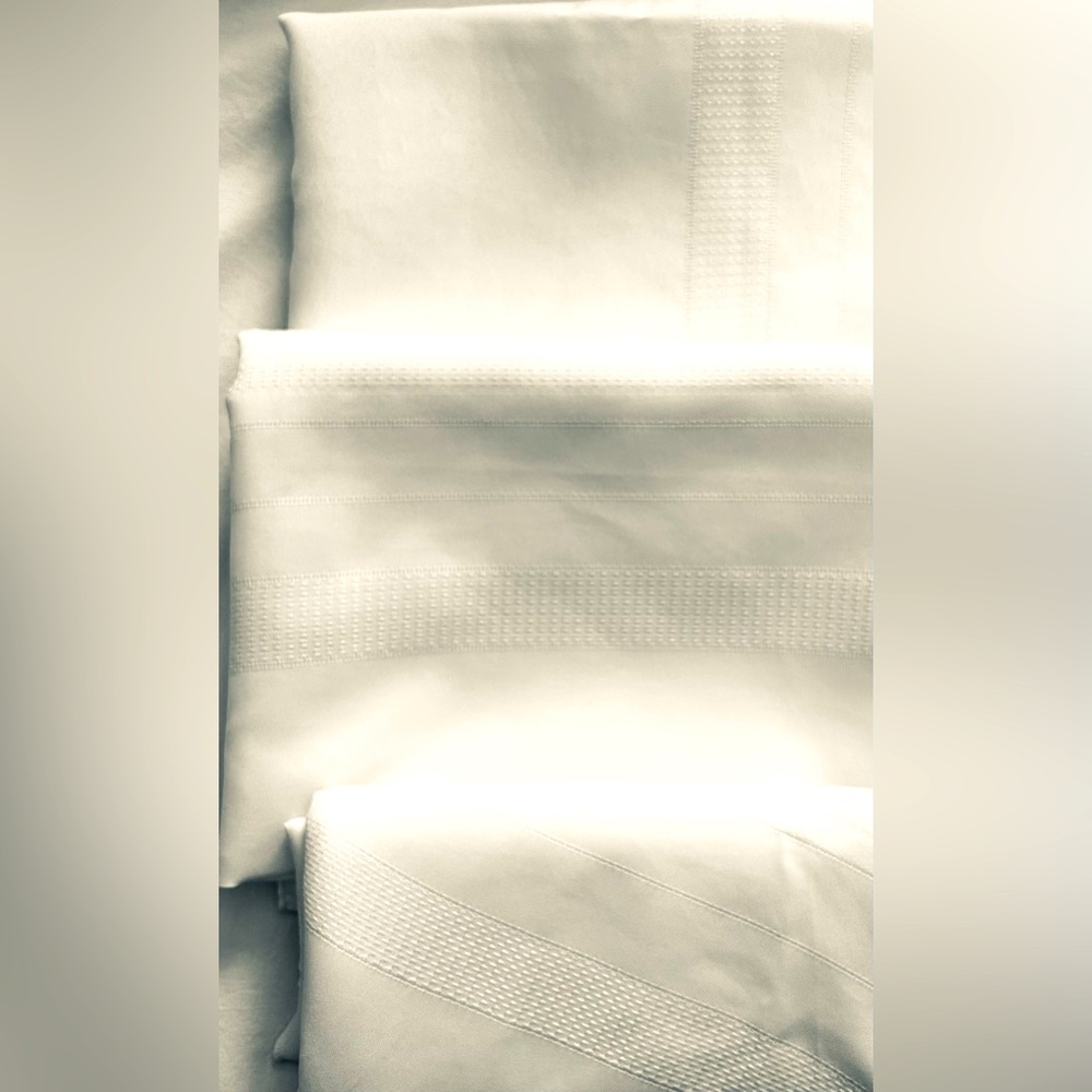 White Table Linens (3) - Picture 2 of 3